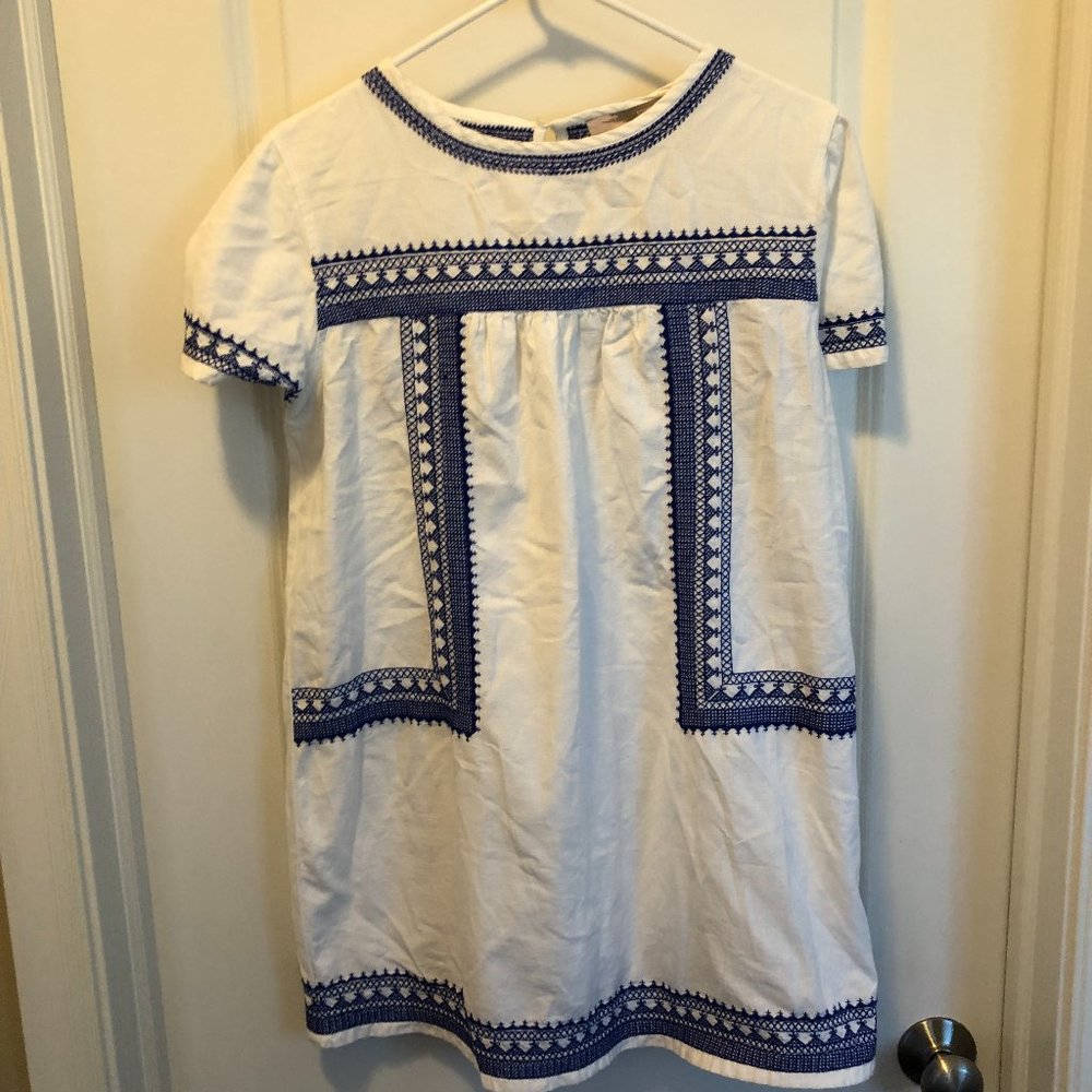 Forever 21 Contemporary White with Blue embroidered dress